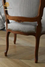 Regal Louis XV Style Armchair - Image 2