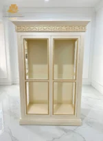 Classic Black Simple Showcase - Image 3