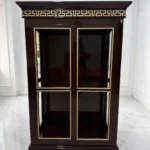 Classic Black Simple Showcase