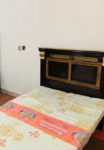 Simple wooden single bed - Image 2