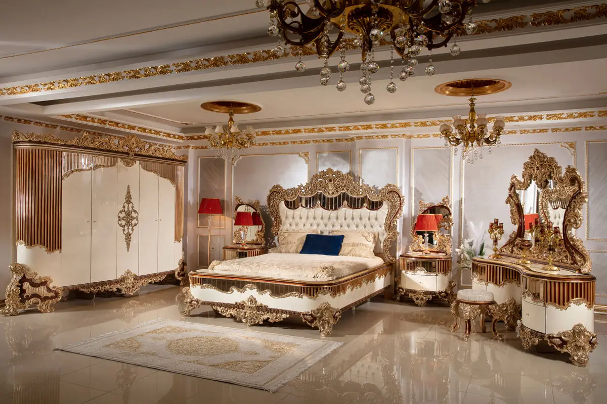Luxury Crown Bedset - Image 1